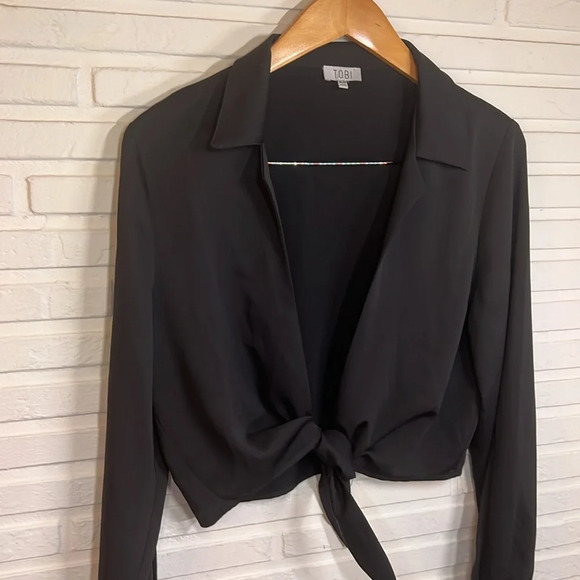 Tobi Black Every Time Tie Front Long Sleeve Crop Top, Women’s Size Medium - Picture 3 of 8